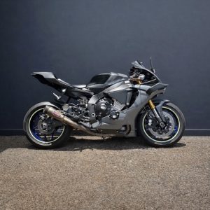 Yamaha R1